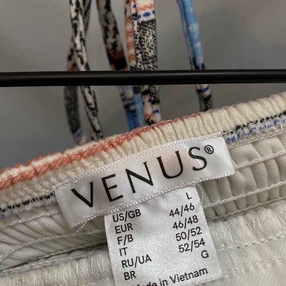 Venus Stripe Jumpsuit - Picture 3 of 4